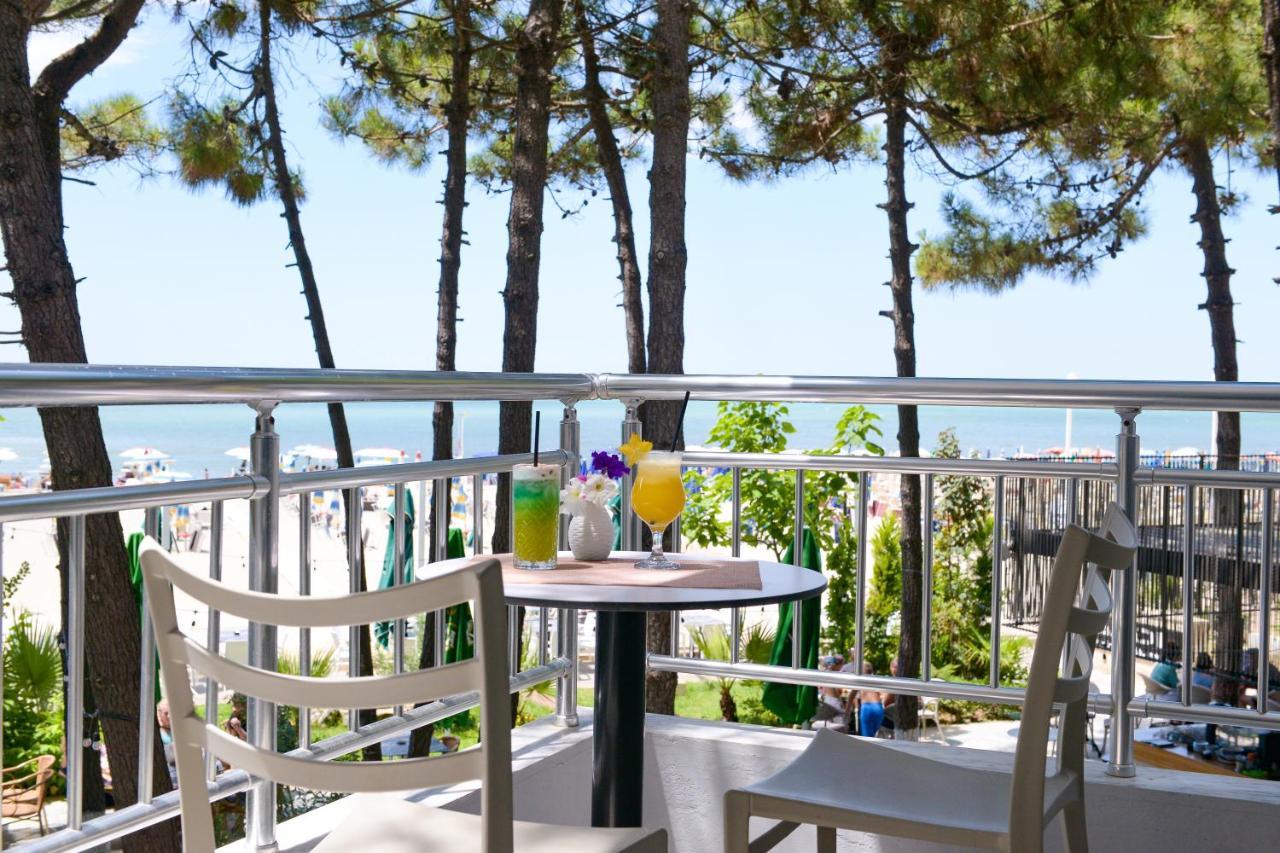 Hotel Andi Durrës Exteriér fotografie