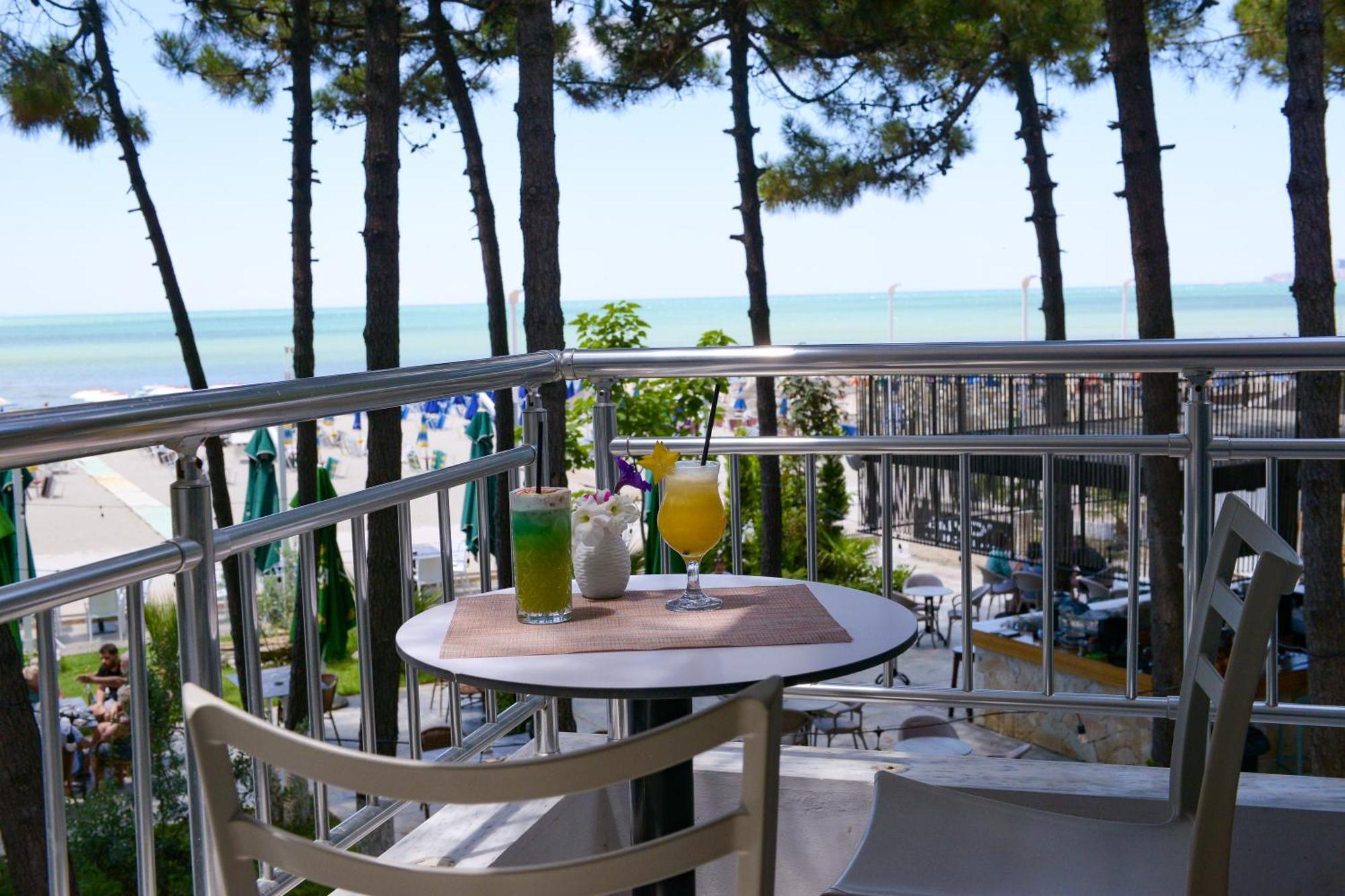 Hotel Andi Durrës Exteriér fotografie