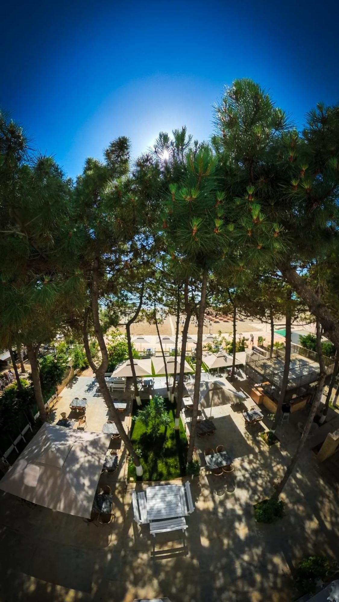 Hotel Andi Durrës Exteriér fotografie