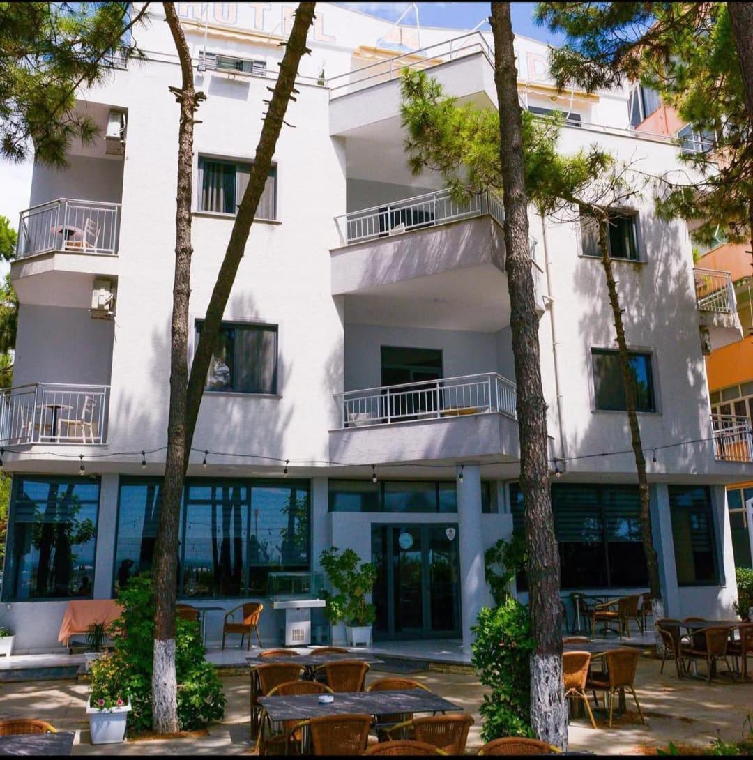 Hotel Andi Durrës Exteriér fotografie