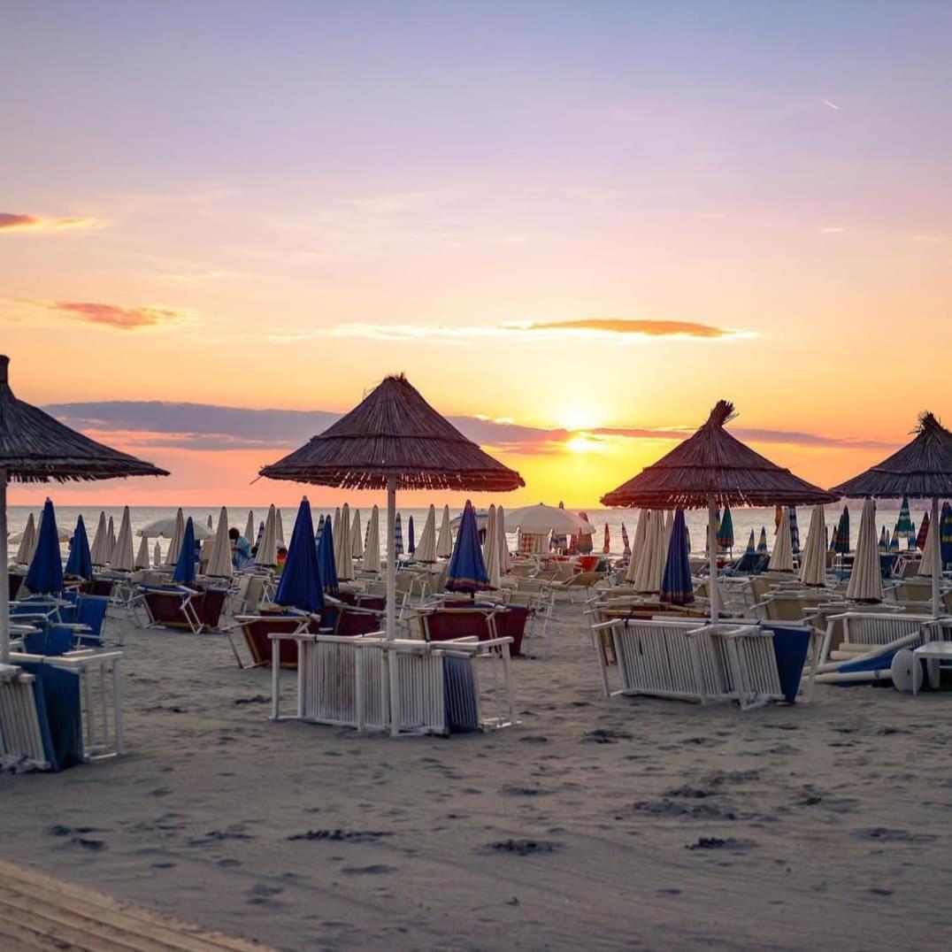 Hotel Andi Durrës Exteriér fotografie