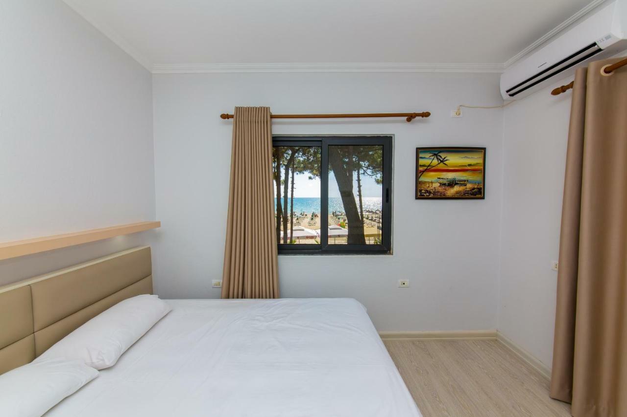 Hotel Andi Durrës Exteriér fotografie